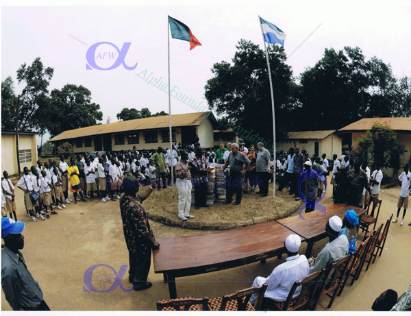 KSS book donation ceremony